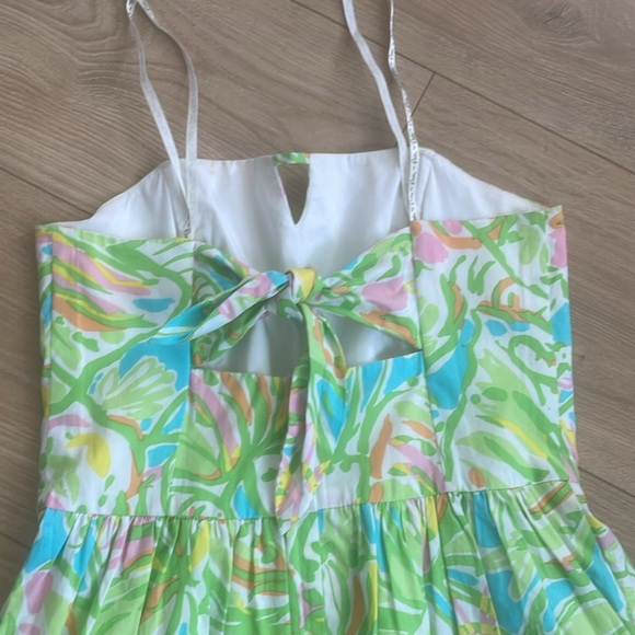 Lilly Pulitzer size 2 Strapless tied back Floral woman's Dress - Picture 7 of 10